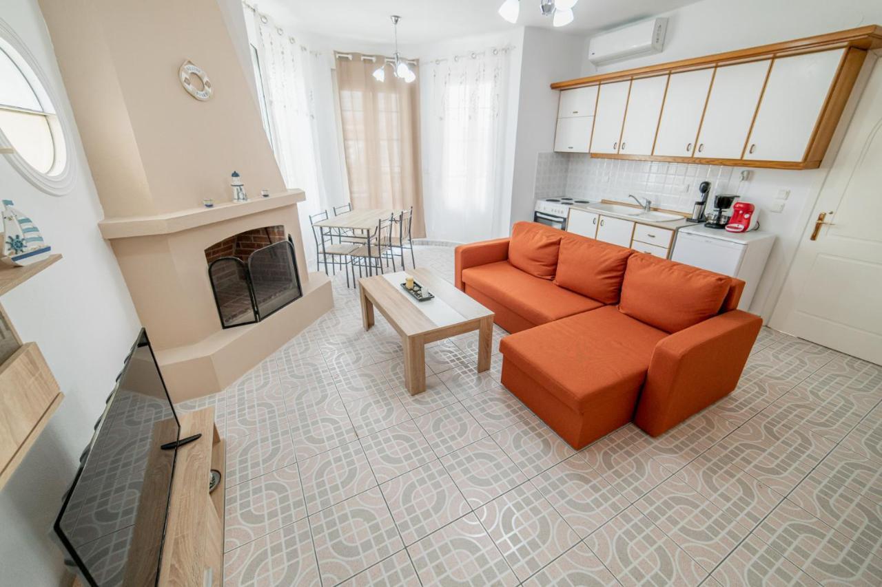 Family Resort 2 Ofrínion Extérieur photo